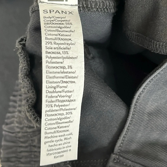 Spanx Stretch Twill Cargo Jogger Ankle Zip Pants in Washed Black - NWOT - Size S - Picture 8 of 9